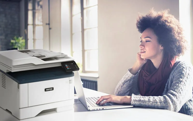 Imprimante multifonction Xerox® B315 bureau femme