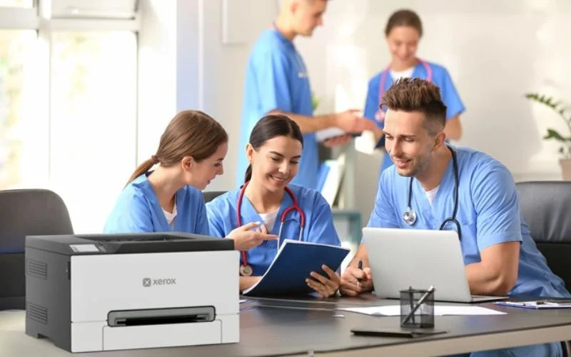 Imprimante bureau Xerox® C300 environnement travail